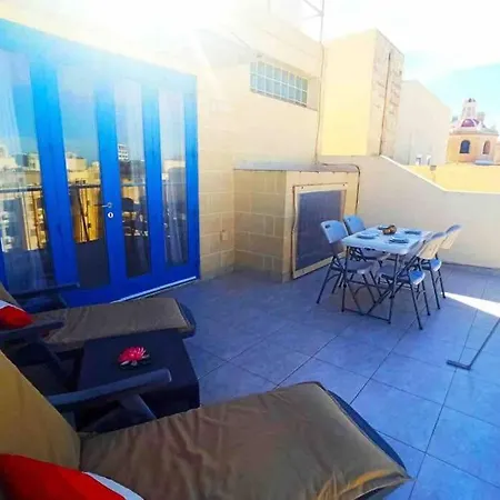 Appartement Luxurious Furnished Penthouse In *