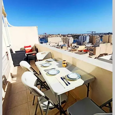 Appartement Luxurious Furnished Penthouse In