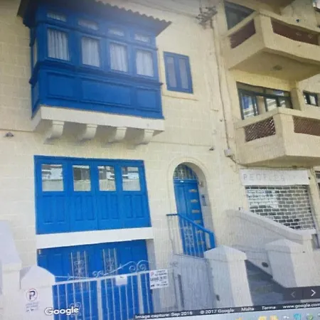 Luxurious Furnished Penthouse In Sliema