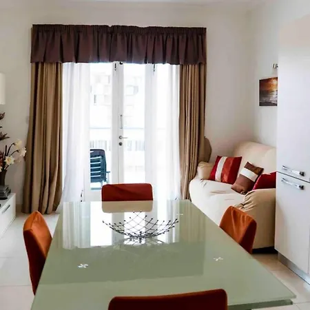 Luxurious Furnished Penthouse In Appartement